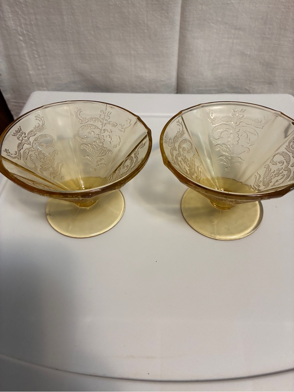Vintage 1930s Depression Federal Glass Amber Yellow Madrid Sherbet Bowls 2
